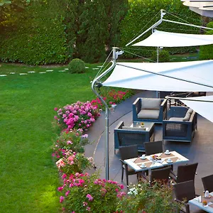 Warwick Reine Astrid - Aparthotel