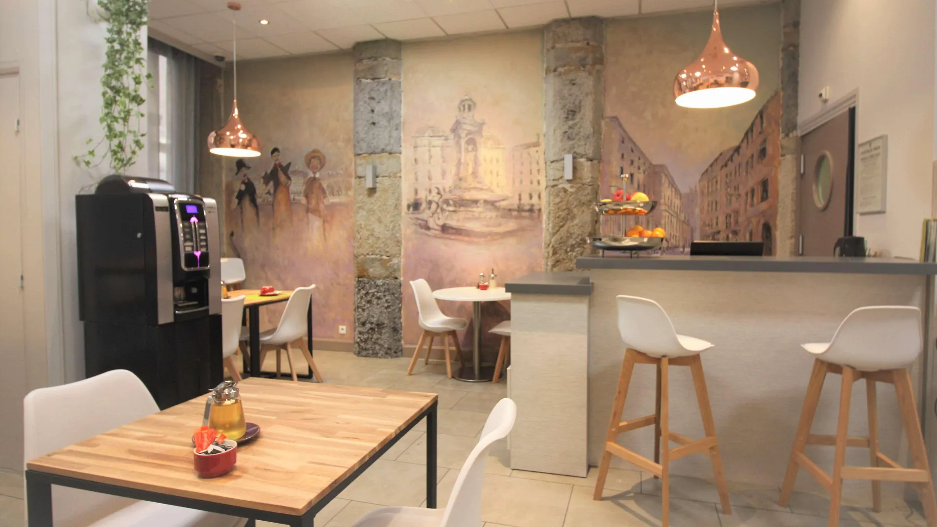 Best Western Lyon Saint-Antoine 3*,  France