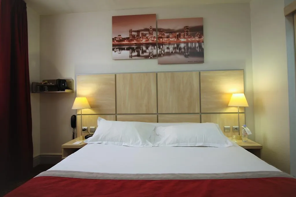 Best Western Lyon Saint-Antoine 3*,  France